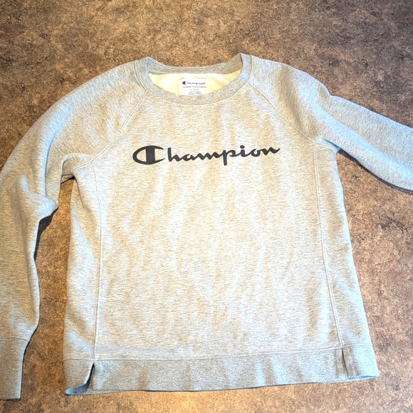 Champion Sweatshirt - Picture 1 of 4